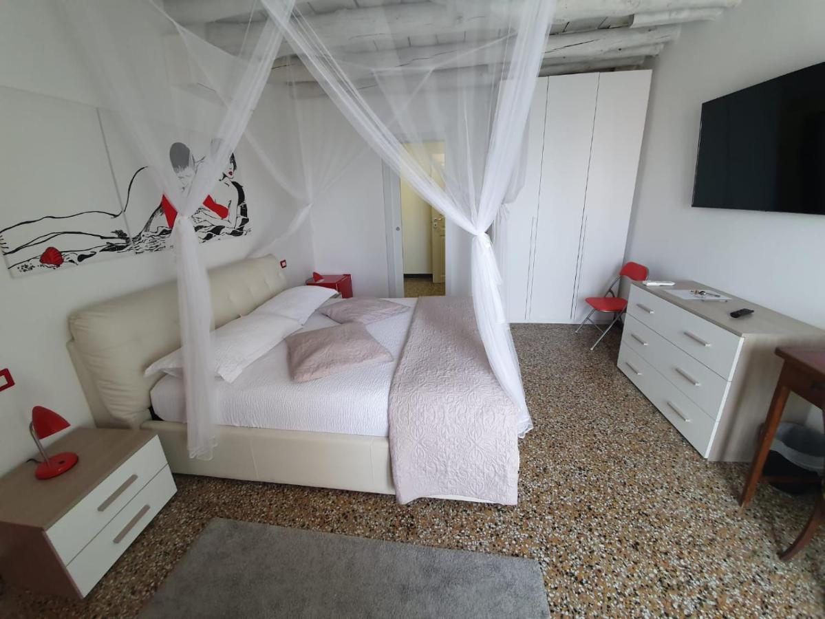 Varazze Suite Sauna E Hammam Zewnętrze zdjęcie
