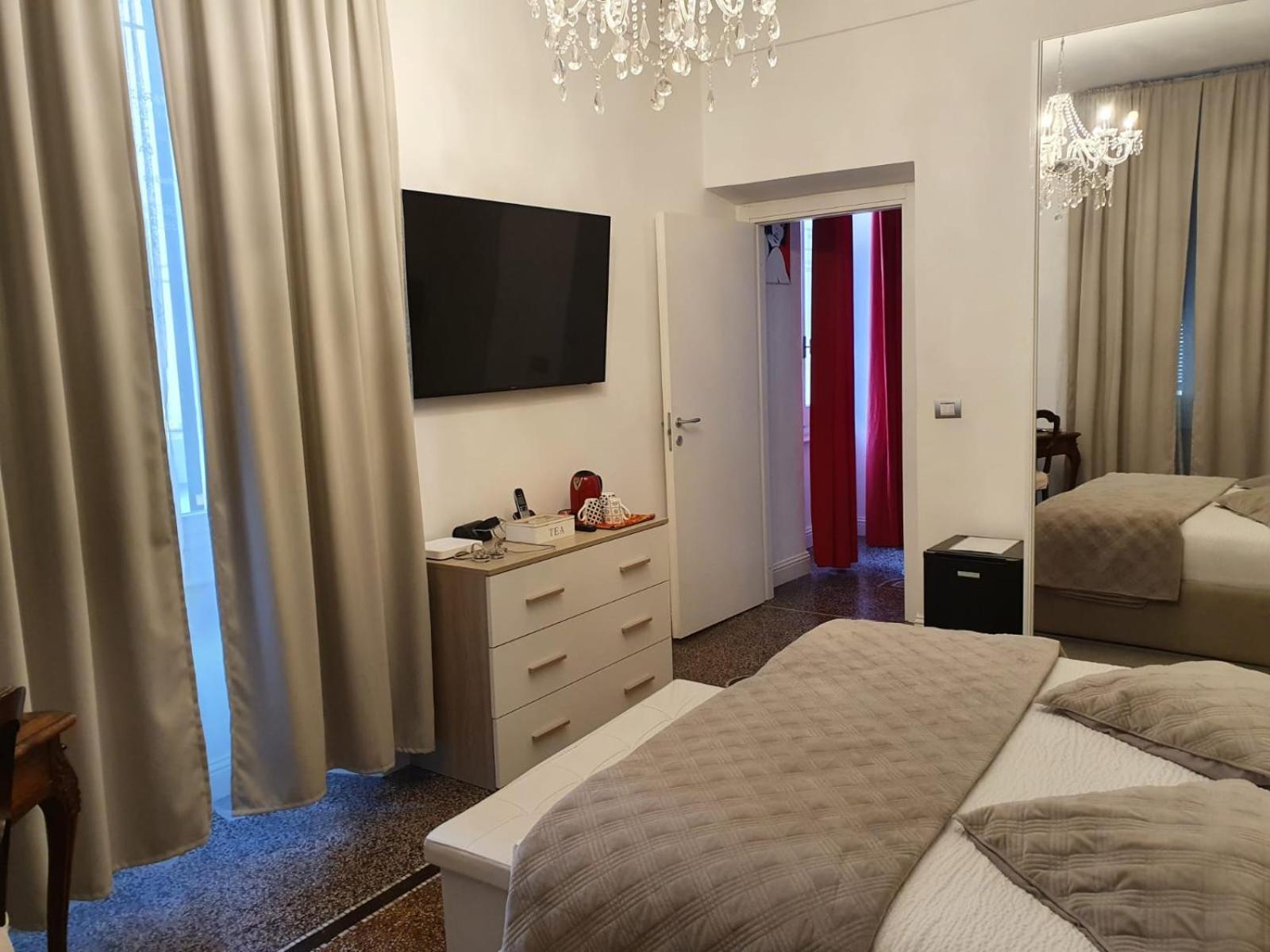 Varazze Suite Sauna E Hammam Zewnętrze zdjęcie
