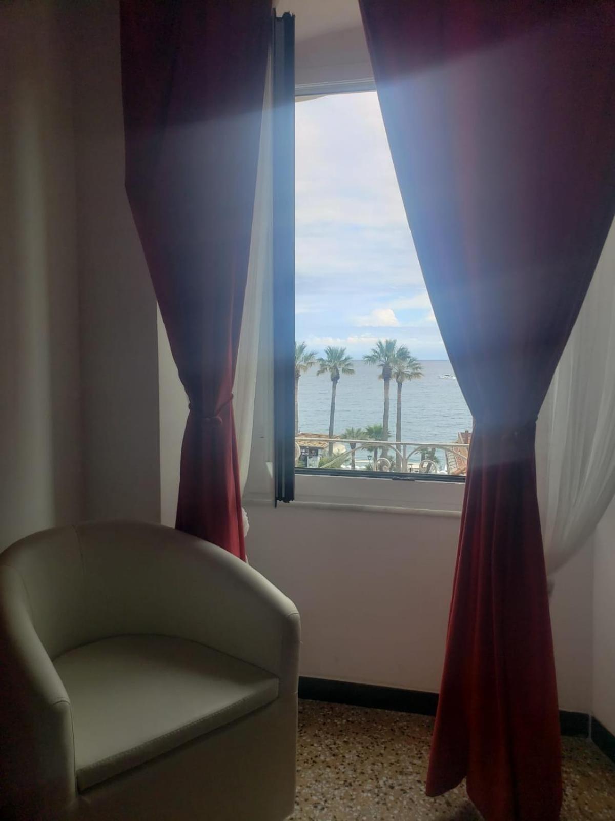 Varazze Suite Sauna E Hammam Zewnętrze zdjęcie